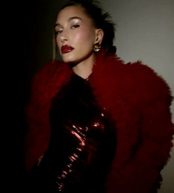 Hailey Baldwin Bieber