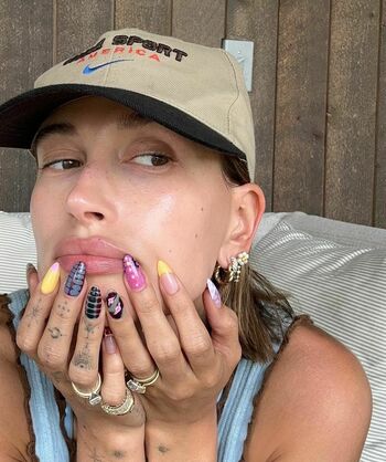 Hailey Baldwin Bieber