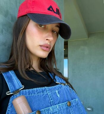 Hailey Baldwin Bieber