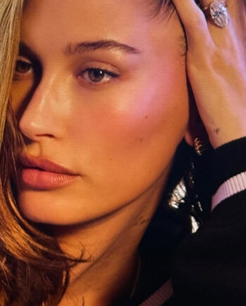 Hailey Baldwin