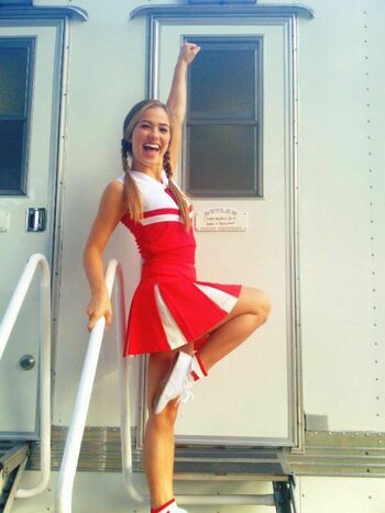 Haley Lu Richardson