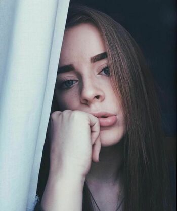 haleylarsonnn