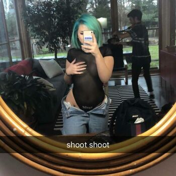 Halle Kirk