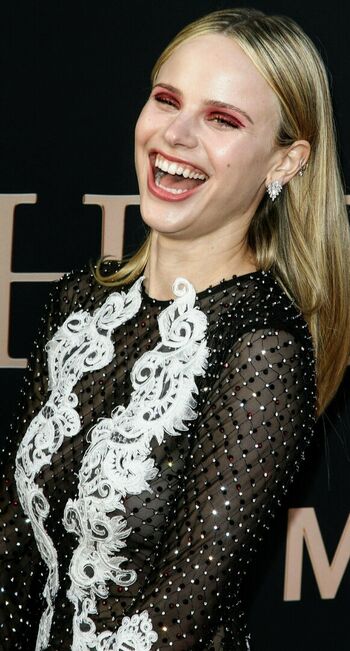 Halston Sage