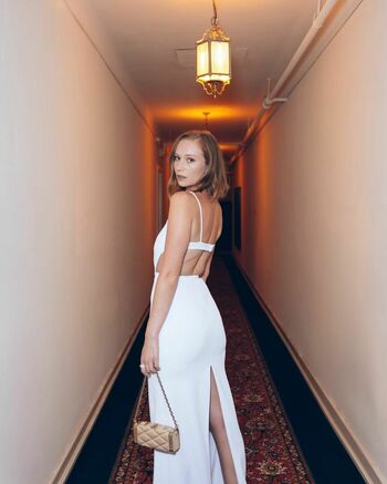 Hannah Einbinder