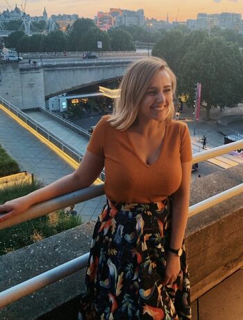 Hannah Witton