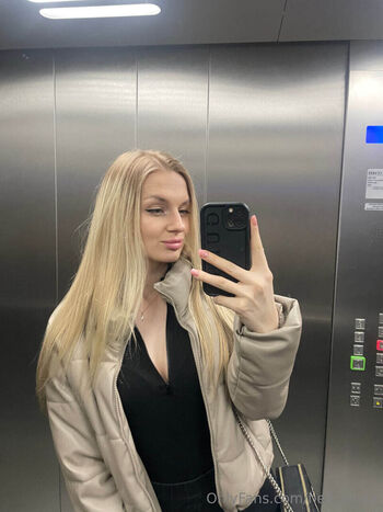 hell_lenaa