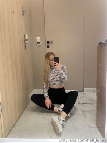 hell_lenaa
