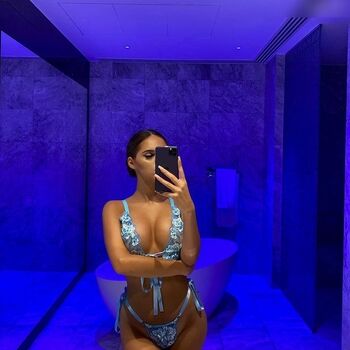 Hellozoey_