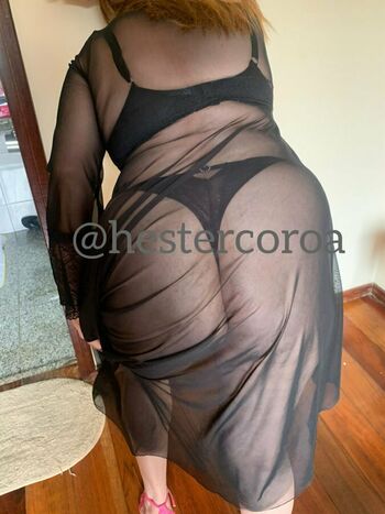 Hester Coroa