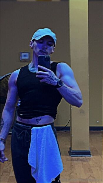 heyitsjustyn