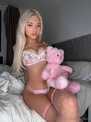heyylena