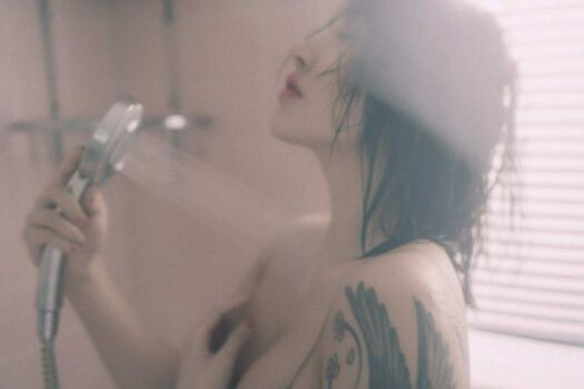 Hitomi Songyuxin