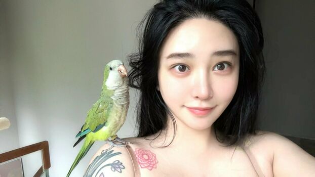 Hitomi Songyuxin
