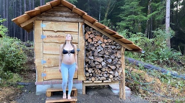 Holistic Nicole