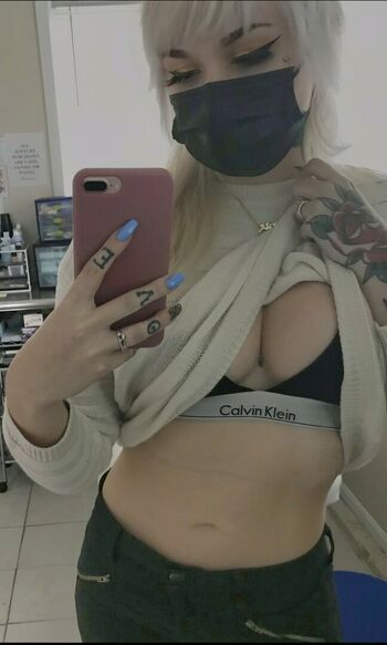 Holli_marie