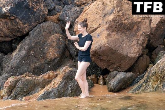 Holliday Grainger