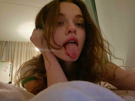 holly_m0lly