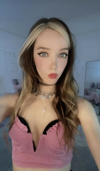 Holly Rosi Asmr