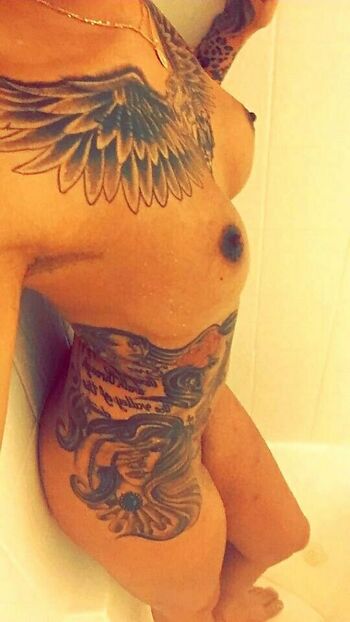 Honey FoXXX