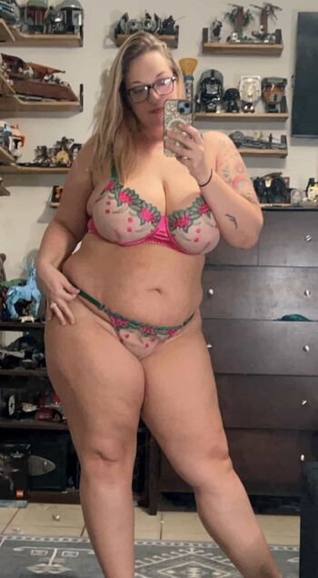 HoneybeeHarlow