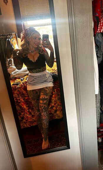 HonkyTonkDaisy