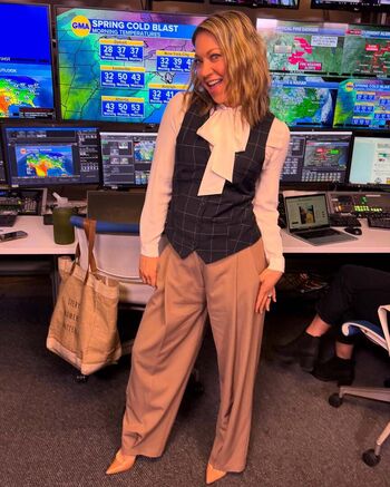 Hot News Weather Babes