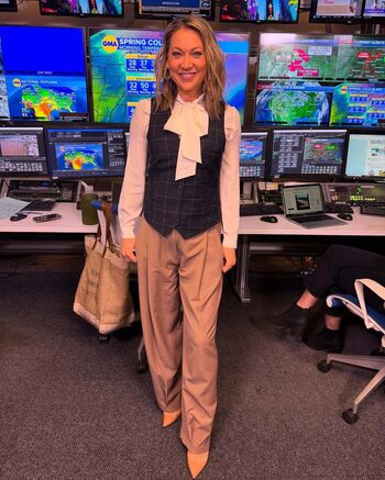 Hot News Weather Babes