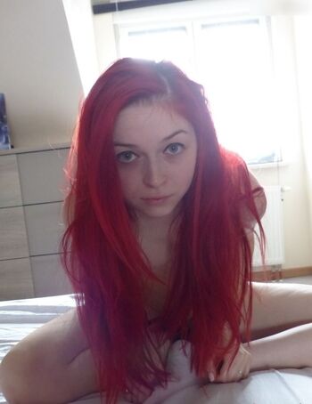 hot_wet_lilly