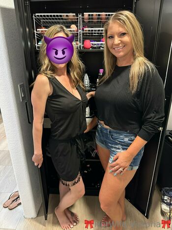 hot_wife_victoria