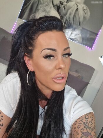 Hotmilfbitch