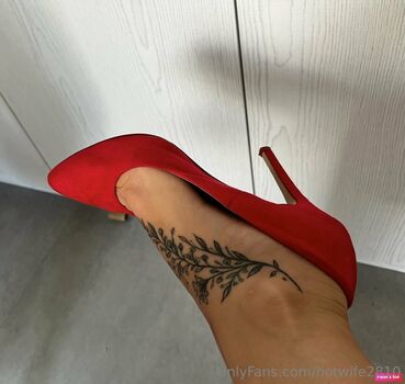 hotwife2810