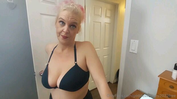 hotwifehannah2024free