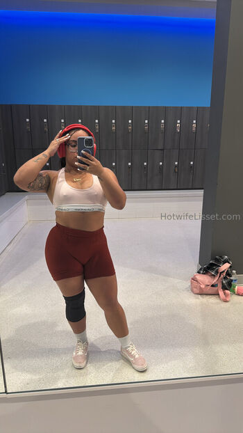 hotwifelisset