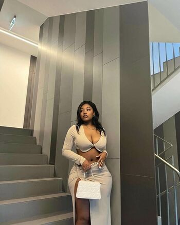 iamtawanaa