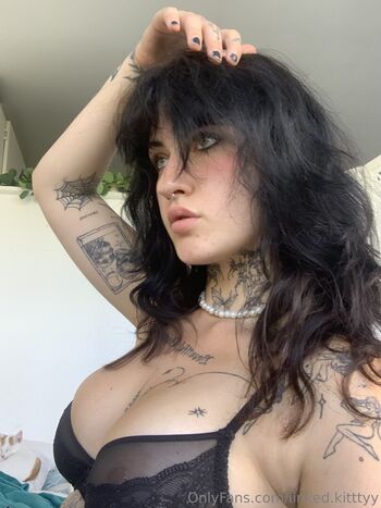 iinked.kitttyy
