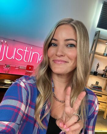 iJustine