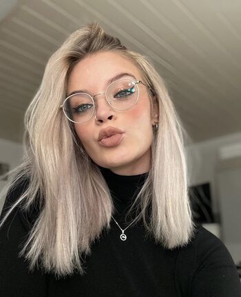 Inkedgirl98_