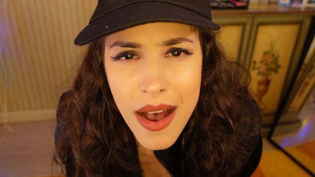 Irma La Dulce ASMR