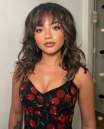 Isabela Merced
