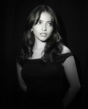 Isabela Merced
