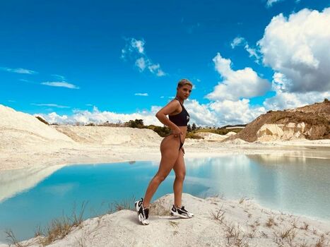 isabellamout1