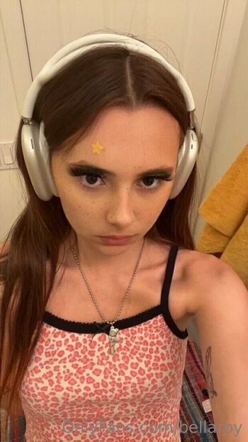 isabellaroy