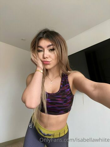 isabellawhiite