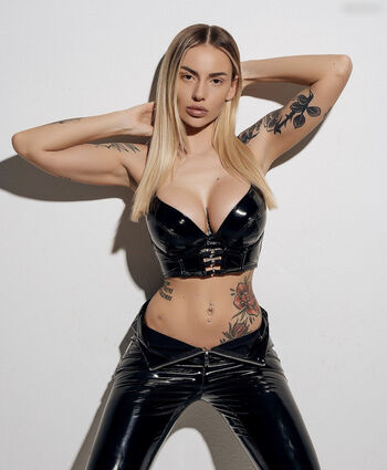 Isabelle Denise