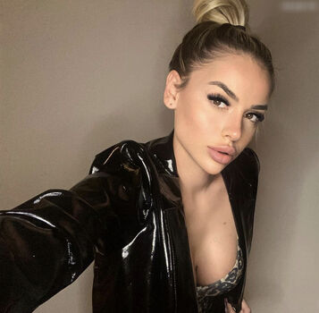 Isabelle Denise