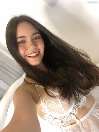 Isabelle Haris