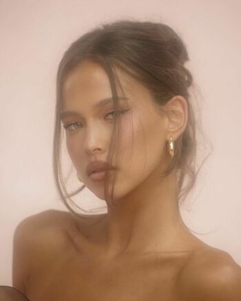 Isabelle Mathers
