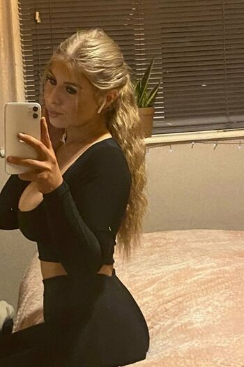 Isabelle Rose