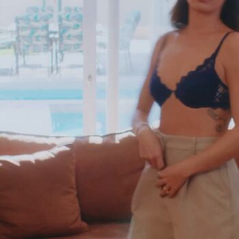 Isis Valverde